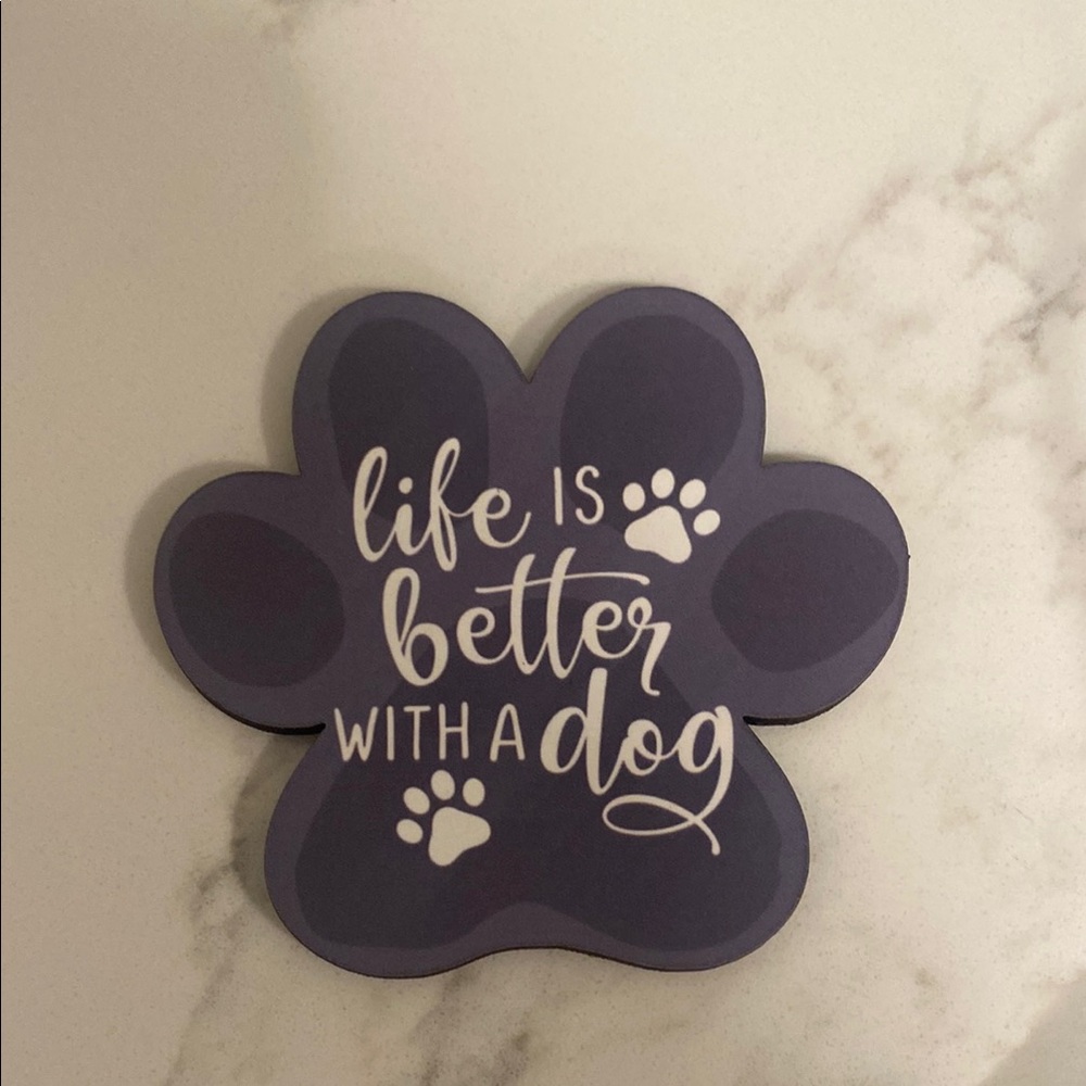 Paw Magnet